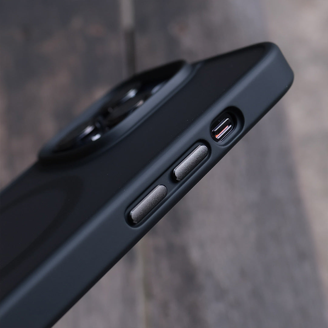 Matte MagSafe Bumper Case